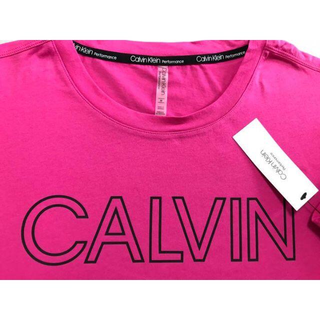 Calvin Klein(カルバンクライン)の770様専用　新品Calvin Klein レディースTシャツと口紅3本セット レディースのトップス(Tシャツ(半袖/袖なし))の商品写真