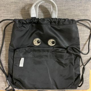 アニヤハインドマーチ(ANYA HINDMARCH)のアニヤハインドマーチ　アイズ　クリスタル　リュック　大きいサイズ　新品(リュック/バックパック)