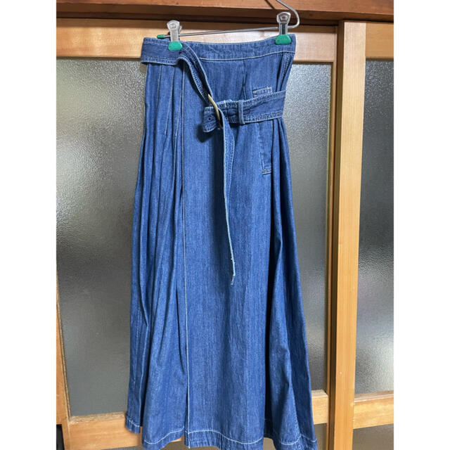 COCO DEAL(ココディール)のココディールロングスカート　デニム生地　サイズ1 レディースのスカート(ロングスカート)の商品写真