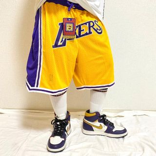 ミッチェルアンドネス(MITCHELL & NESS)のミッチェルアンドネス ジャストドン NBA バスケ ショーツ レイカーズ 刺繍(ショートパンツ)