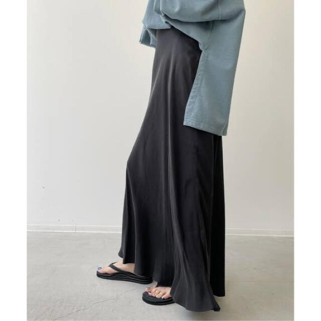 新品未使用☆アパルトモン【SHAINA MOTE】FLARE SKIRT | livro