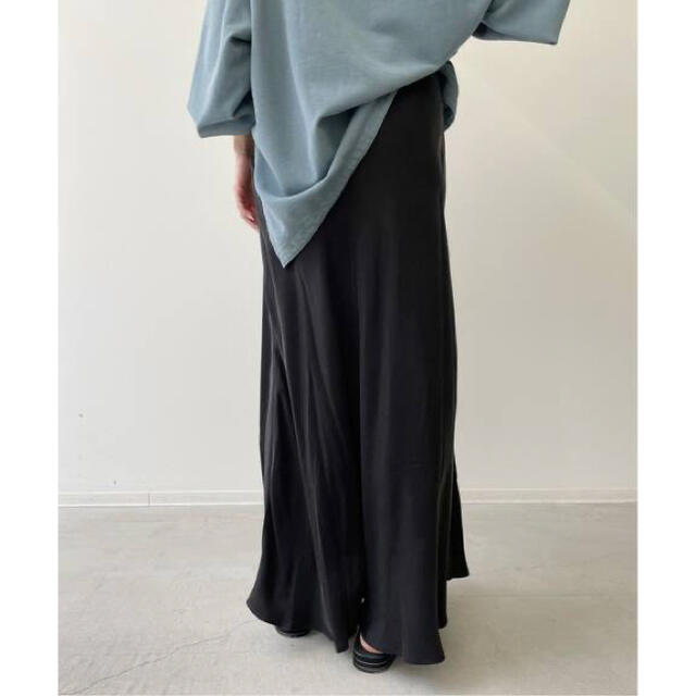 新品未使用☆アパルトモン【SHAINA MOTE】FLARE SKIRT | livro