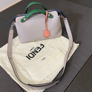 フェンディ(FENDI)の【専用】フェンディ　FENDI バイザウェイ　ミディアム(ショルダーバッグ)