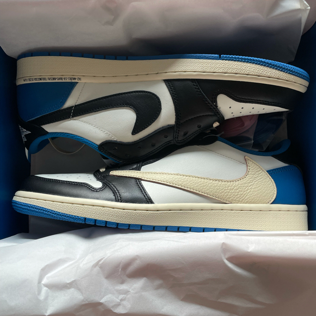 FRAGMENT(フラグメント)のTRAVIS SCOTT × FRAGMENT×AIR JORDAN 1 LOW メンズの靴/シューズ(スニーカー)の商品写真