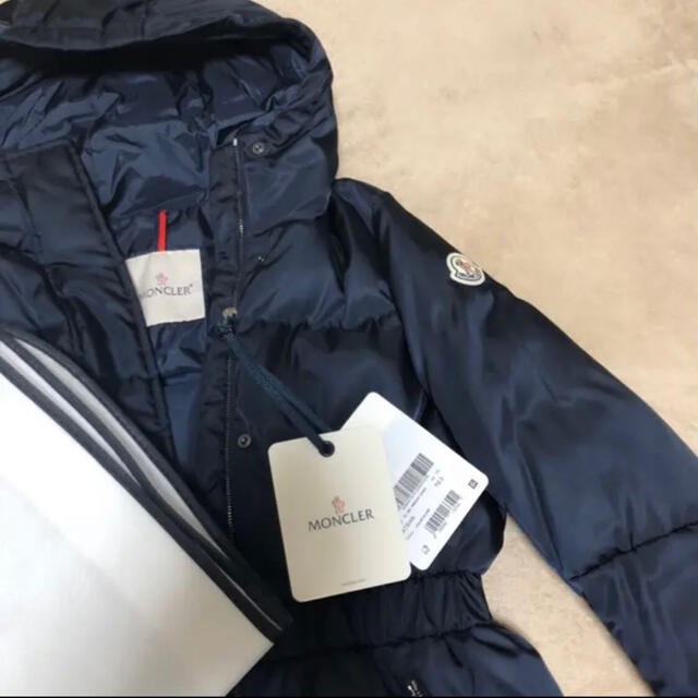 競売 MONCLER - 【 MONCLER 】人気!ダウンコート ダウンジャケット