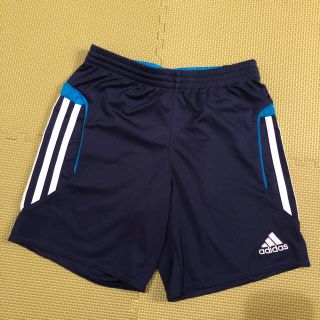 アディダス(adidas)のアディダス　半ズボン　130cm(パンツ/スパッツ)