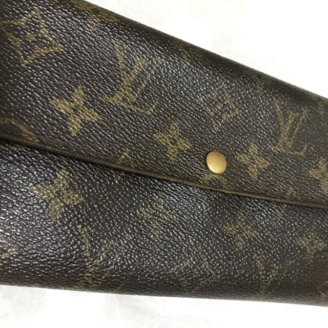 正規品LOUIS VUITTON 長財布　クーポンで９千円ファッション小物