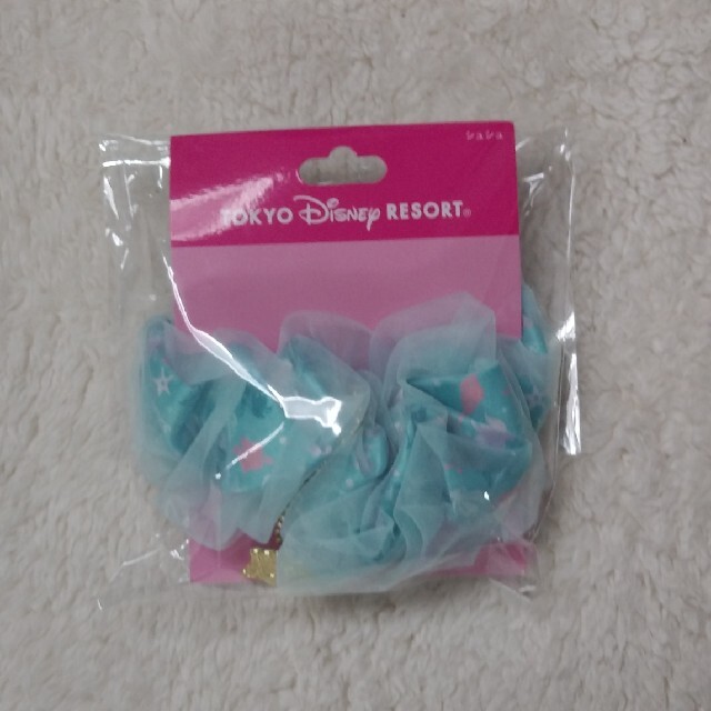 Disney(ディズニー)の新品！ディズニー　アリエルシュシュ レディースのヘアアクセサリー(ヘアゴム/シュシュ)の商品写真