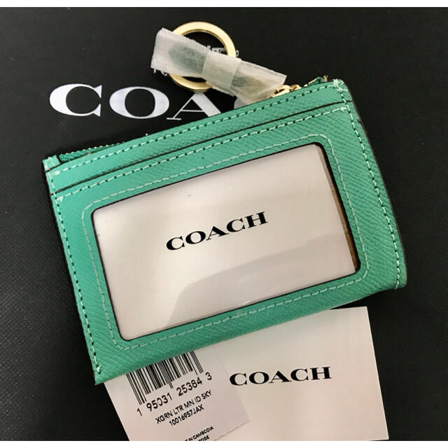 COACH(コーチ)の激レア☆COACH パスケースIDケース　グリーン レディースのファッション小物(パスケース/IDカードホルダー)の商品写真