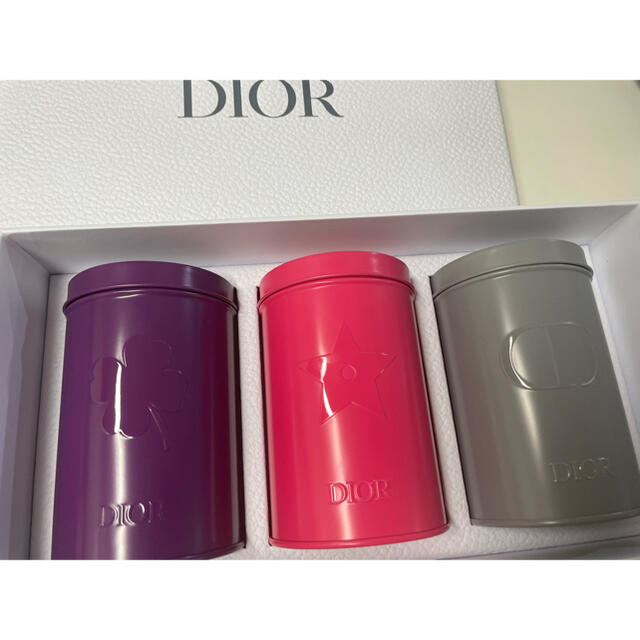 Dior(ディオール)の値下げしました！ディオールノベルティ　ギフト エンタメ/ホビーのコレクション(ノベルティグッズ)の商品写真