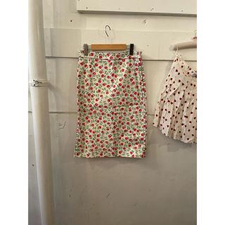 プラダ(PRADA)の最終価格🌺PRADA flower kissmark skirt.(ひざ丈スカート)