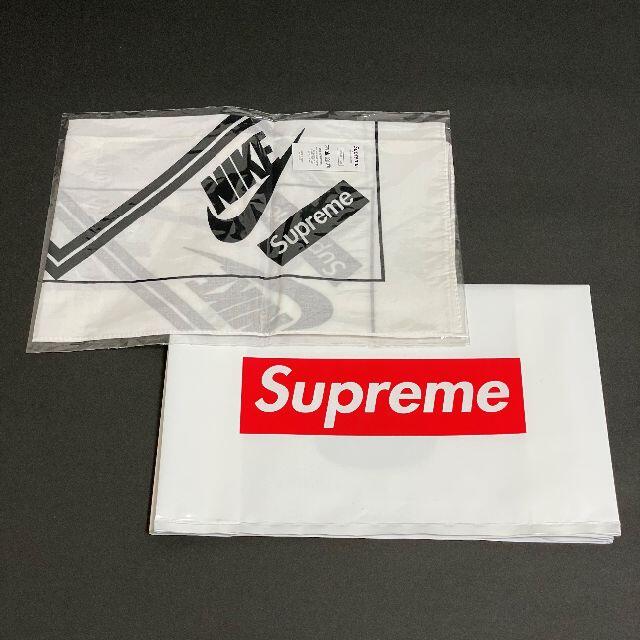 Supreme(シュプリーム)のSupreme Nike Bandana シュプリーム ナイキ バンダナ メンズのファッション小物(バンダナ/スカーフ)の商品写真