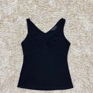 ビーシービージーマックスアズリア(BCBGMAXAZRIA)のBCBGMAXAZRIA トップス(Tシャツ(半袖/袖なし))