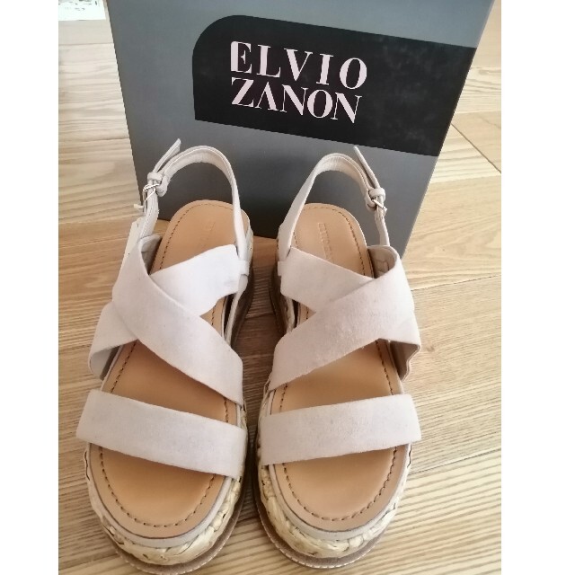 新品未使用　Elvio Zanon エルビオザノン　サンダル レディースの靴/シューズ(サンダル)の商品写真