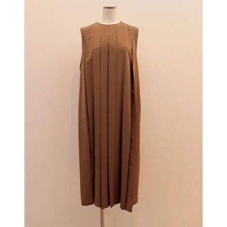 ハイク(HYKE)の値下げ　hyke PLEATED SLEEVELESS DRESS size1(ロングワンピース/マキシワンピース)