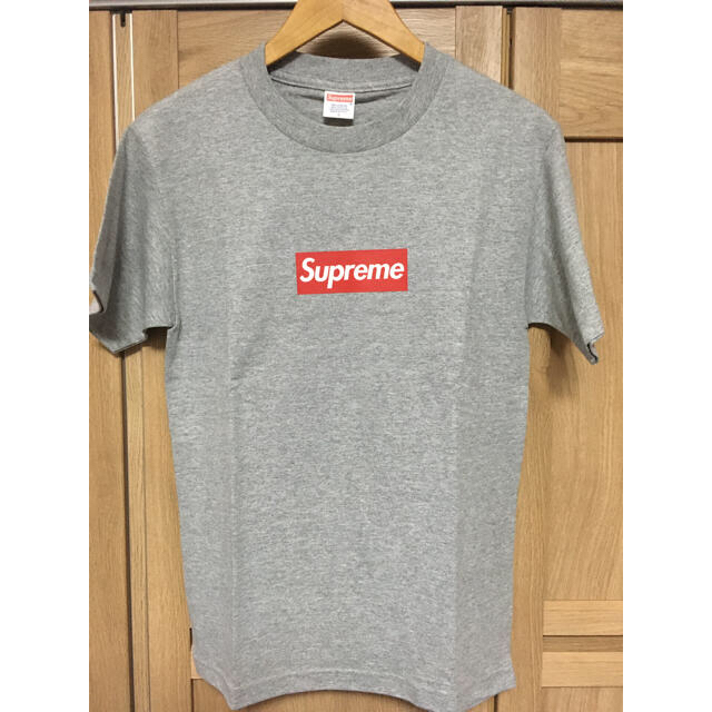 Supreme(シュプリーム)のSupreme 20th box logo tee S 20周年  メンズのトップス(Tシャツ/カットソー(半袖/袖なし))の商品写真