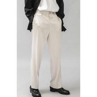 ステュディオス(STUDIOUS)のCOVER CLOTH NO PLEATS EASY PANTS(スラックス)