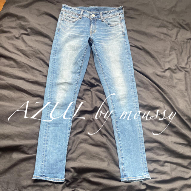 moussy(マウジー)のAZUL by moussyスキニーデニムパンツ M 最終お値下げ レディースのパンツ(デニム/ジーンズ)の商品写真