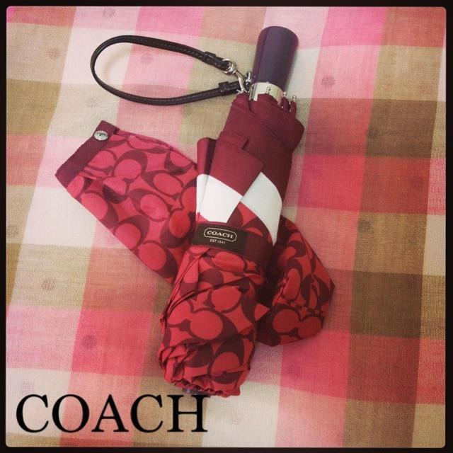 COACH(コーチ)のCOACH 折り畳み傘♡ レディースのファッション小物(傘)の商品写真