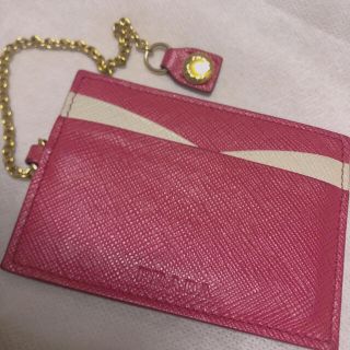 プラダ(PRADA)のPRADA 定期入れ(名刺入れ/定期入れ)