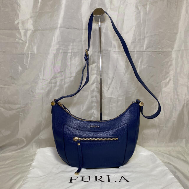 FURLA - 【美品、保存袋付き】⭐️FURLA⭐️フルラ 三日月型 FURLA - 【美品、保存袋付き】⭐️FURLA⭐️フルラ 三日月型