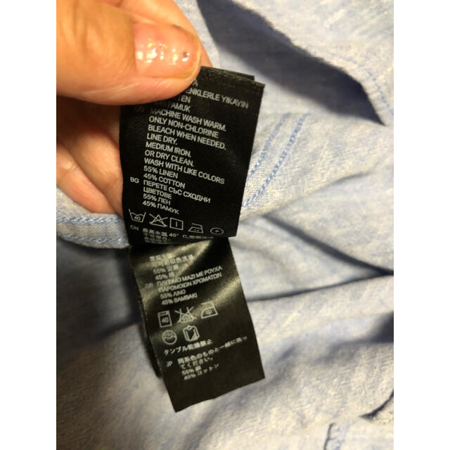 H&M(エイチアンドエム)のH＆M ブルーシャツ 170/92A メンズのトップス(シャツ)の商品写真