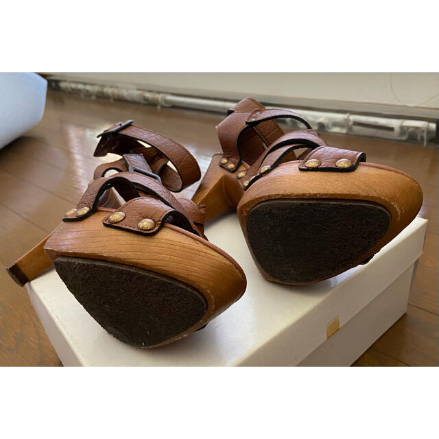 DIANA(ダイアナ)のヒール11.5cm Lサイズ　合皮ベルト　茶色　サンダル　新品未使用　24.5 レディースの靴/シューズ(サンダル)の商品写真