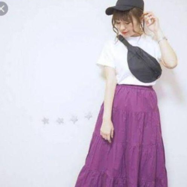 GU(ジーユー)のgu ティアードロングフレアスカート　マキシスカート レディースのスカート(ロングスカート)の商品写真