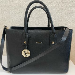 フルラ(Furla)のFURLA 2way ショルダーバッグ リンダM ブラック レザー チャーム (ハンドバッグ)