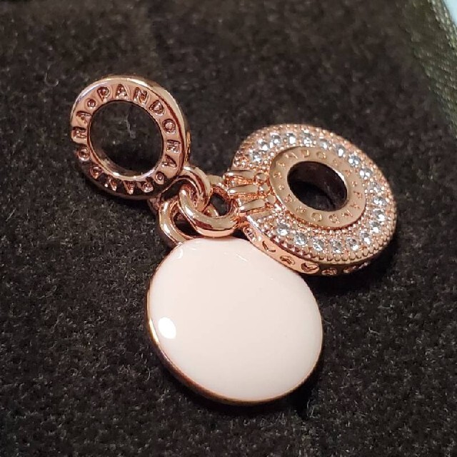 【新品】PANDORA スパークリングパヴェクラウンO クロス&ポーチ付き