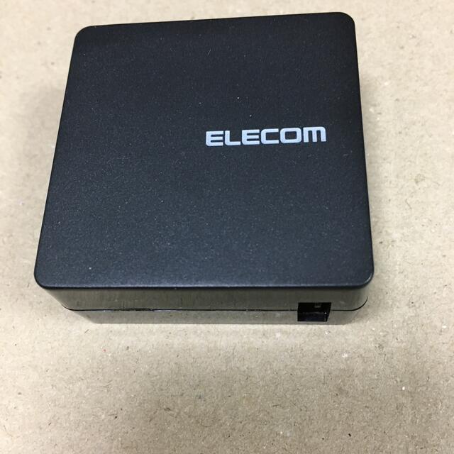 ELECOM(エレコム)の本体のみ エレコム USB AC充電器 スマホ/家電/カメラのスマートフォン/携帯電話(バッテリー/充電器)の商品写真