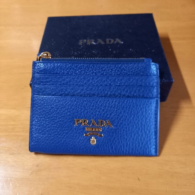 PRADA(プラダ)のプラダコインケース レディースのファッション小物(コインケース)の商品写真