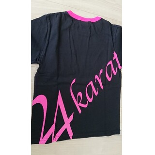 トゥエンティーフォーカラッツ(24karats)の新品 24karats Tシャツ 150 黒 ピンク 女 24 24カラッツ(Tシャツ(半袖/袖なし))