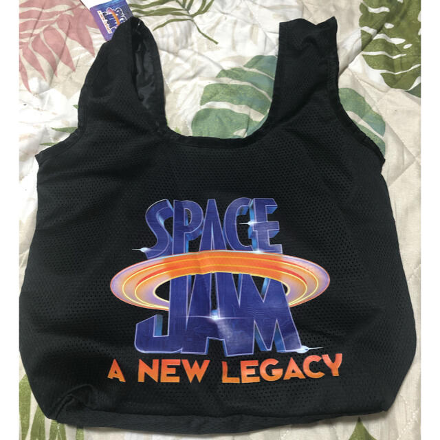 GU(ジーユー)のGU マルシェバッグSPACE JAM エコバッグ  レディースのバッグ(エコバッグ)の商品写真