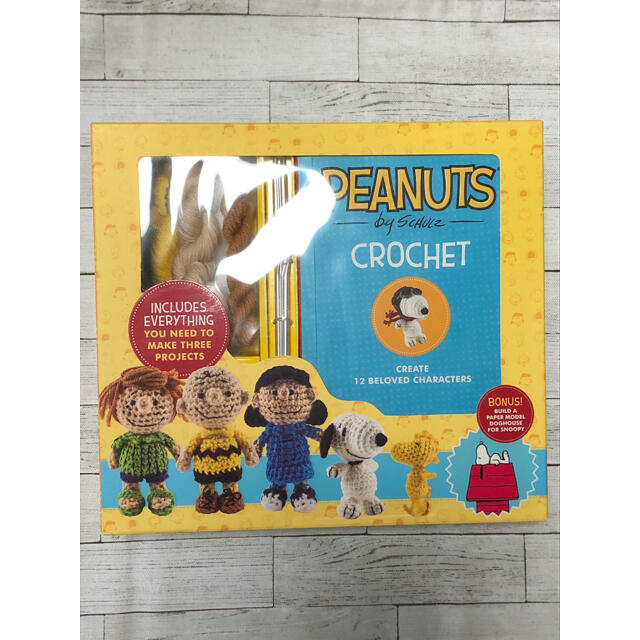 Peanuts Crochet スヌーピー   ハンドメイド　本　キット