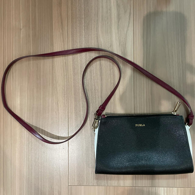 Furla(フルラ)のフルラ ショルダーバッグ FURLA レディースのバッグ(ショルダーバッグ)の商品写真