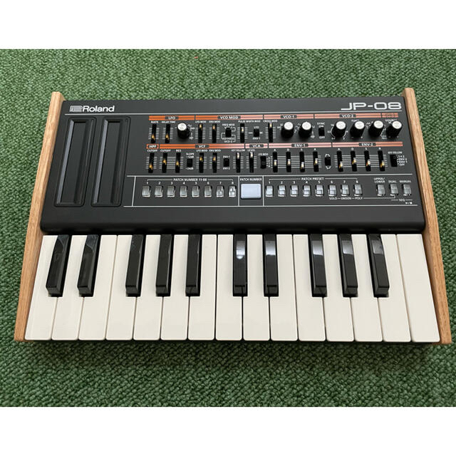 Roland(ローランド)のRoland Boutique 鍵盤　K-25m用　木製サイドパネル① 楽器の鍵盤楽器(キーボード/シンセサイザー)の商品写真