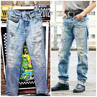 ヒステリックグラマー(HYSTERIC GLAMOUR)の★70%オフ★ヒステリックグラマーSOR加工セルビッチスタッズデニム　30インチ(デニム/ジーンズ)