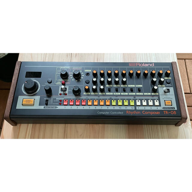 Roland(ローランド)のRoland Boutique DK-01用　木製サイドパネル 楽器のDTM/DAW(音源モジュール)の商品写真