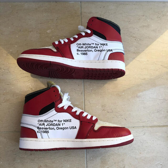 NIKE(ナイキ)のOFF-WHITE × NIKE AIR JORDAN 1 CHICAGO メンズの靴/シューズ(スニーカー)の商品写真