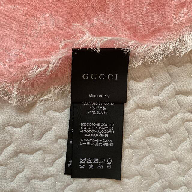 Gucci(グッチ)のGucci  グッチ　ストール　レディース レディースのファッション小物(ストール/パシュミナ)の商品写真