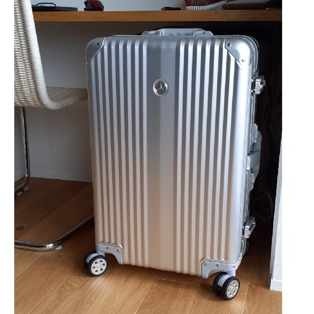 ネット割引品 スーツケース/キャリーケース メルセデスベンツ TSA アルミニウム　未使用品 旅行用バッグ/キャリーバッグ