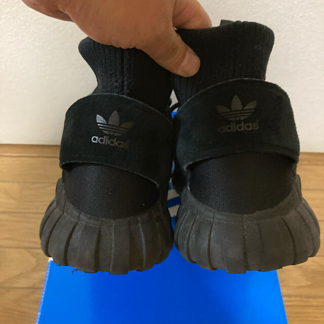 adidas(アディダス)のadidas チューブラードゥーム　ブラック　27cm メンズの靴/シューズ(スニーカー)の商品写真