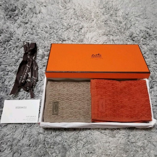 Hermes(エルメス)のHERMES エルメス ハンドタオル ハンカチ セット レディースのファッション小物(ハンカチ)の商品写真