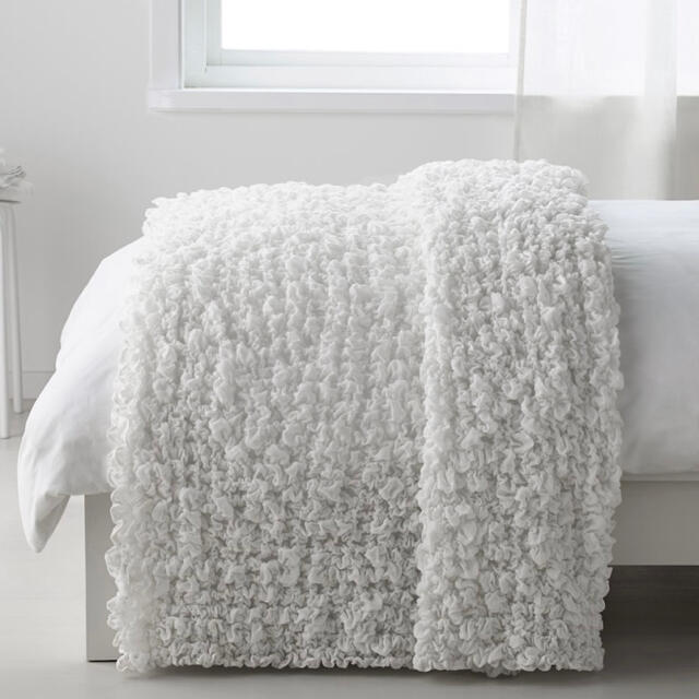 IKEA(イケア)のIKEA オフェーリア　毛布　膝掛け　ベッドカバー　ソファカバー インテリア/住まい/日用品の寝具(毛布)の商品写真