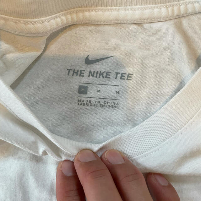 NIKE(ナイキ)のナイキ　Tシャツ　mサイズ レディースのトップス(Tシャツ(半袖/袖なし))の商品写真