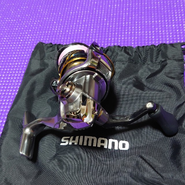 シマノ ヴァンキッシュC2000S 超美品 トラウトスピニングリール シマノ ヴァンキッシュC2000S 超美品 トラウトスピニングリール