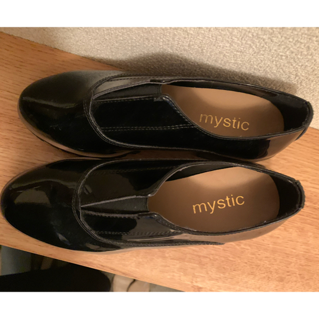 mystic ミスティック　エナメル厚底スリッポン