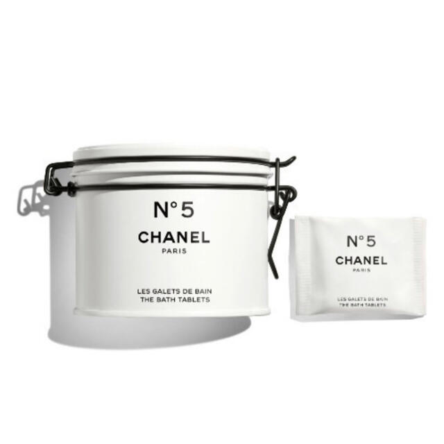 CHANEL(シャネル)の シャネル N°5 ザ バス タブレット ファクトリー５コレクシオン10x17g コスメ/美容のボディケア(入浴剤/バスソルト)の商品写真