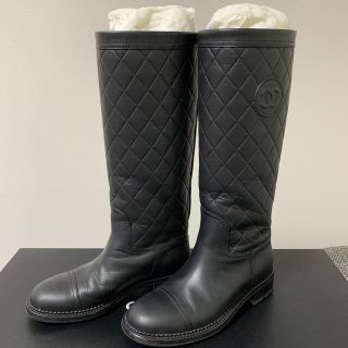 シャネル(CHANEL)の2回着　シャネル　ブーツ　黒(ブーツ)